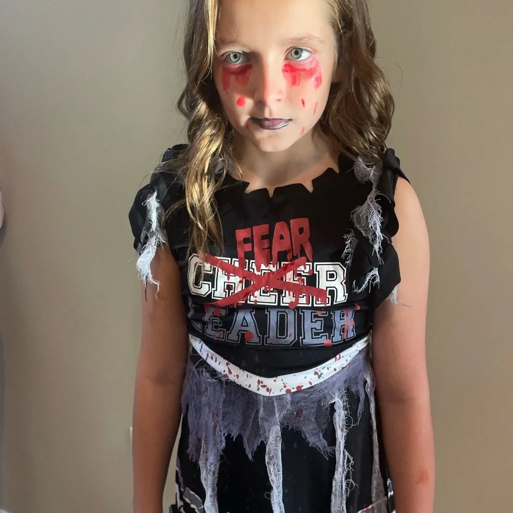 Fearleader Zombie Cheerleader Costume - Picture 5 of 5